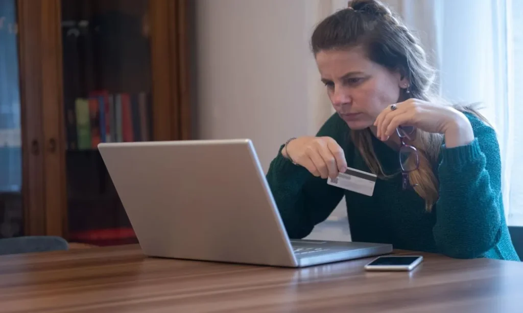 Product fraud attorney helping consumers fight misleading product claims